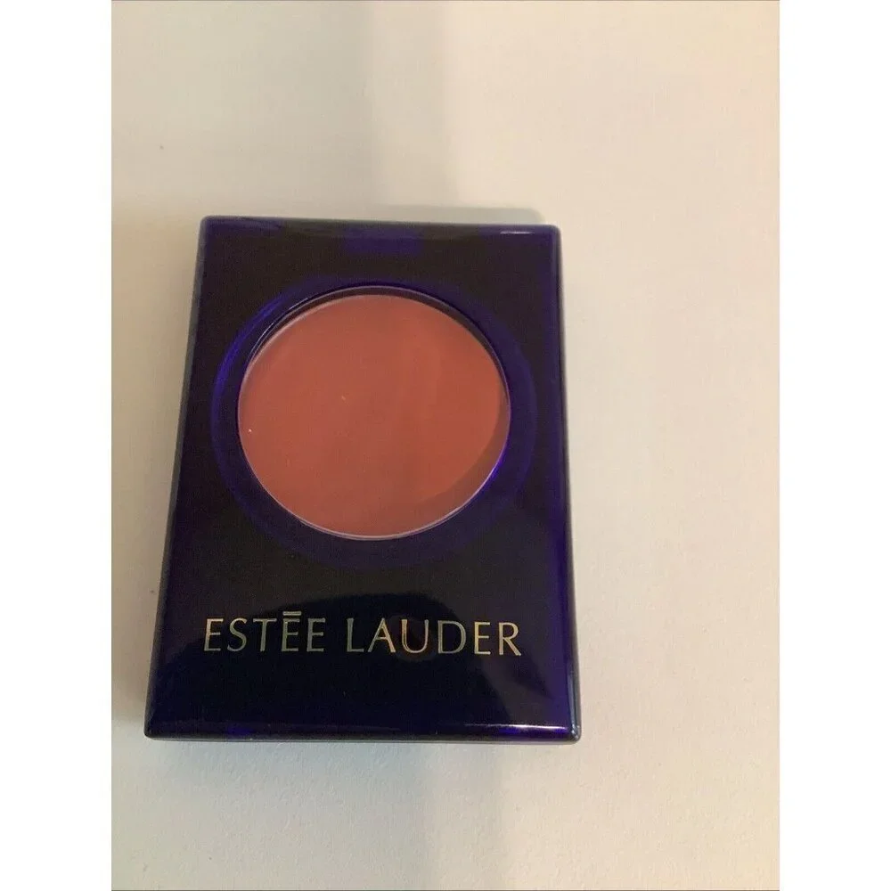 Estée Lauder Red 5 96 Compact Disc Eyeshadow 0.08 oz 2.25g No Box